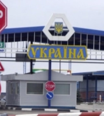 Транспортне сполучення через південь Одещини тимчасово зупинене: що робити перевізникам і пасажирам