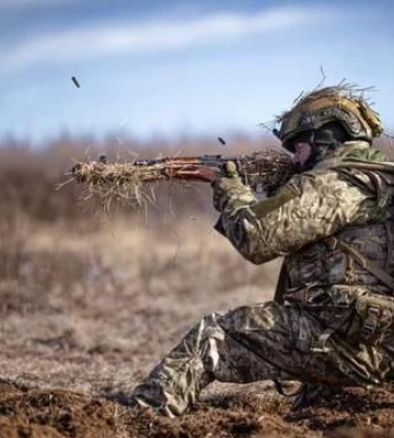 Українські дрони розгромили техніку РФ, яку готували для штурму Покровська (Відео)