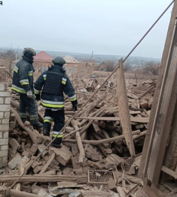 У Запорізькій області жінку врятували з-під завалів будинку, зруйнованого РФ