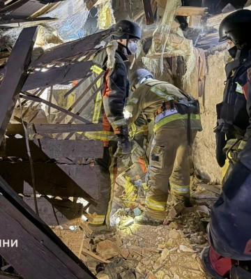 Окупанти вдарили КАБами по Ізюму: є загиблий та поранений