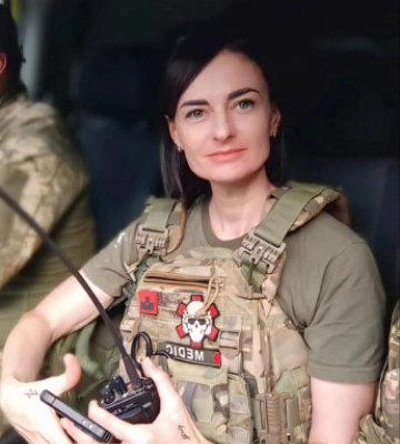 Зі школи — на фронт: історія вчительки з Ужгорода, яка стала «Пульсом» 101-ї бригади ТРО