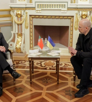 Шмигаль обговорив безпекову співпрацю з Міністром оборони Португалії