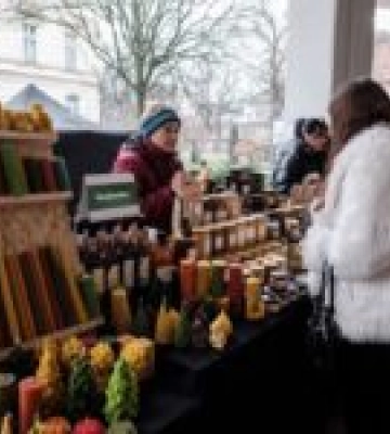 У Львові відбувся ярмарок «Різдвяний крафт та коляда»