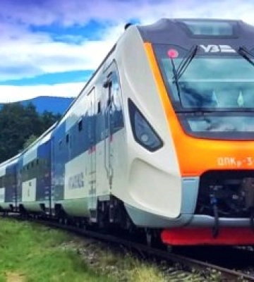 Аварія поїзда під Коростенем: постраждали люди, затримуються рейси на Закарпаття
