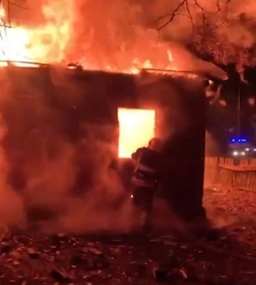 У селі на Сарненщині згорів житловий будинок (ВІДЕО)