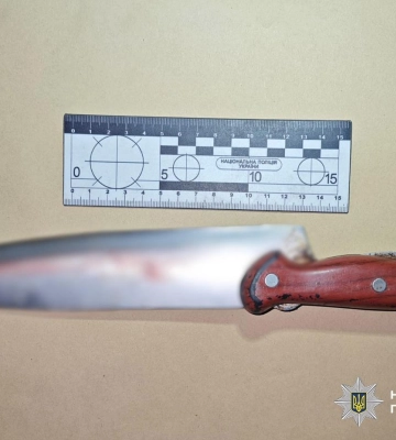 Житель Одещини під час хмільної сварки накинувся з ножем на знайомого