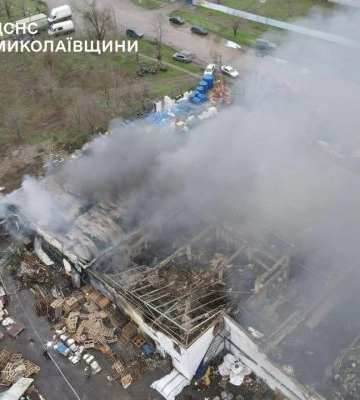 На Миколаївщині сталась пожежа на складі магазину