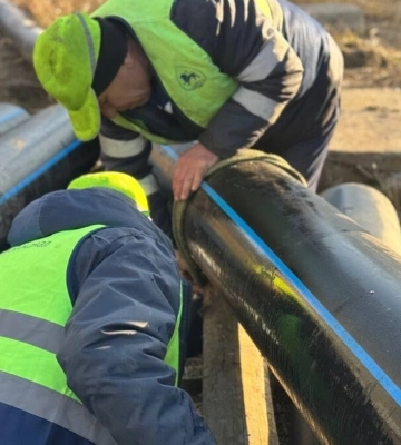 У Львові замінюють водогін без припинення водопостачання