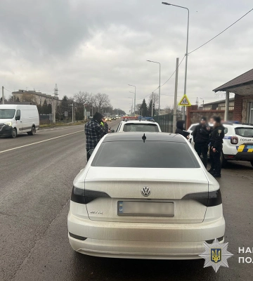 Поліція Тернопільської області встановлює обставини трьох ДТП із постраждалими