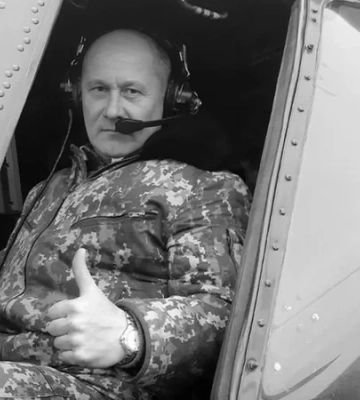 Здійснив авіапрорив на Азовсталь. На борту Мі-24, екіпаж якого загинув 17 грудня, перебував Герой України Олександр Шемет