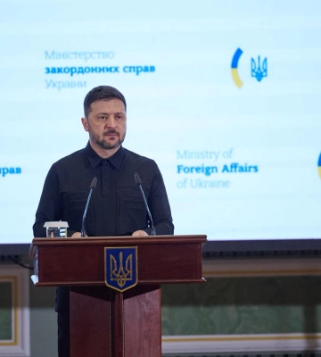 Зеленский ответил, сколько сейчас российских оккупантов в Покровске