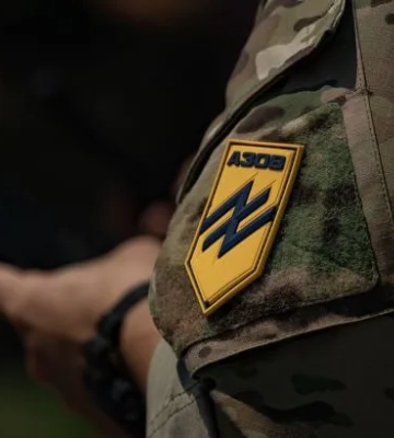 Відбито механізований штурм на Добропілля, знищено 6 танків та 15 одиниць бронетехніки —АЗОВ