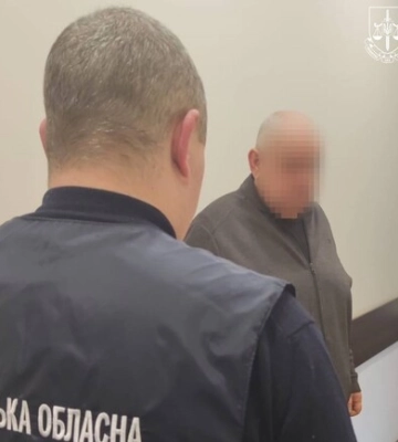 Забирал телефоны: еще один работник морга на Харьковщине обворовывал погибших украинских военных