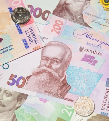 Нацбанк знову посилив гривню до долара: офіційний курс валют на середу