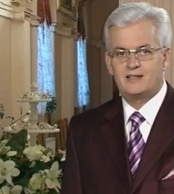 Помер багаторічний ведучий львівської телепрограми «Концерт вітань» Петро Остапишин