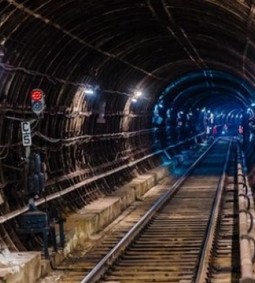 У Харкові відновили роботу метро, у місті та області - аварійні знеструмлення