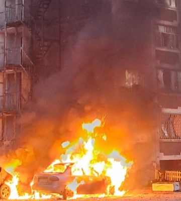 Росіяни вгатили по багатоповерхівці у Чернігові: спалахнула сильна пожежа
