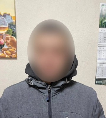 Поліцейські м. Синельникове затримали зловмисників, які пограбували знайомого