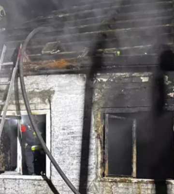 У Дніпрі під час пожежі у будинку постраждав чоловік