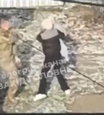 В Ровенской области сотрудник ТЦК распылил газовый баллончик в лицо матери с ребенком на руках (ВИДЕО)