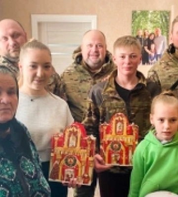 Поліцейські Рівненщини вшанували пам’ять загиблих стрілбатівців напередодні Різдва Христового
