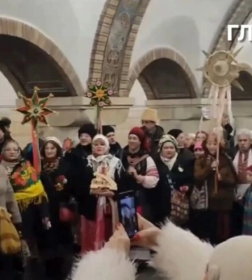 Киевлянин ранил ножом двух пассажиров столичного метро на Контрактовой площади