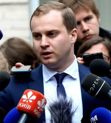 Ексзаступник голови САП Синюк отримав понад 380 тис. грн зарплати перед звільненням (декларація)
