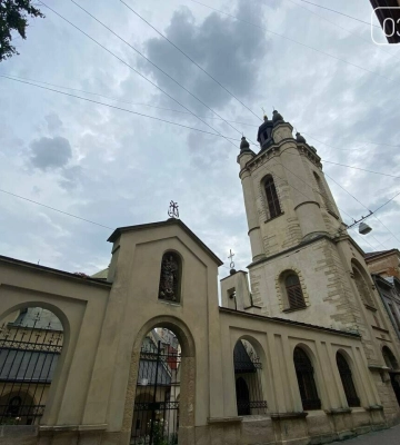 Дуелі мушкетерів та молитва Папи: історія Вірменського собору у Львові, - ФОТО