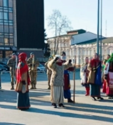 У Миколаєві курсує святковий тролейбус з колядниками