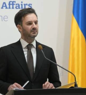 "Имперская опухоль": в МИД резко ответили на стенограмму разговора Путина и Буша