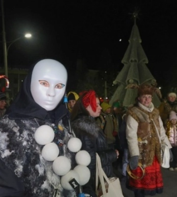 У Харкові на Різдво колядували на вулицях та в метро
