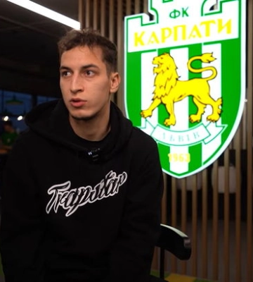 "У мене буде такий міні-тур Європою", - хавбек Карпат розповів про те, як проведе відпустку