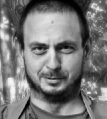 Нововолинська громада проведе в останню путь захисника Олексія Куляпіна