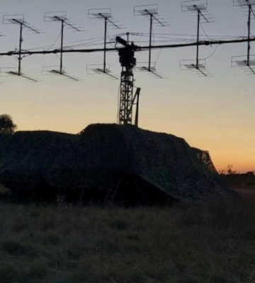 Вночі росіяни атакували Україну однією ракетою та 99 дронами