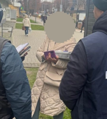У Луцьку – скандал: впіймали викладачку ВНУ, яка «рішала» сесію за десятки тисяч