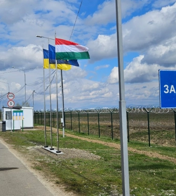 Закарпаття: новий КПП на кордоні з Угорщиною дозволяє перетинати кордон без черг