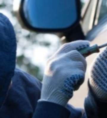 На Полтавщині поліцейські повідомили про підозру чоловікові за незаконне заволодіння авто