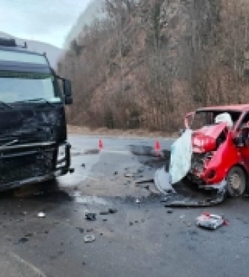 У ДТП на Абранському перевалі загинула людина, ще двоє травмовані