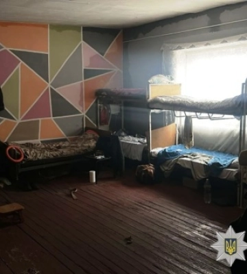 На Дніпропетровщині викрили мережу «реабілітаційних центрів»,  де незаконно утримували близько 300 людей