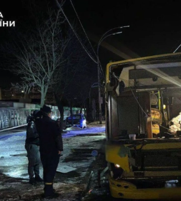 В одном из районов Киева взорвался автобус