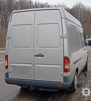 На Волині суд забрав у білоруса Mercedes-Benz
