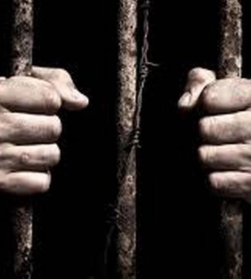 У Миколаєві затримали підозрюваного у серії пограбувань на ювелірні магазини на Херсонщині — він перебував у розшуку з 2018 року