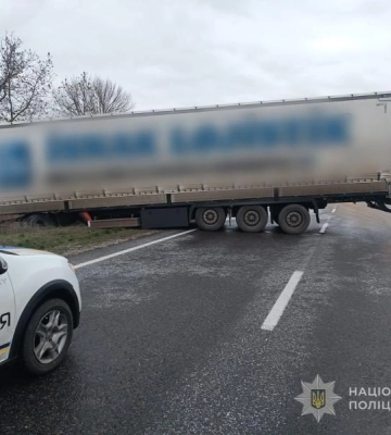На трасі Одеса – Рені через ДТП ускладнено рух автотранспорту