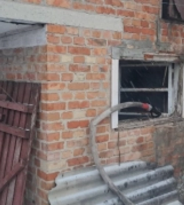 На Олександрівщині горіли господарча будівля та житловий будинок. ФОТО