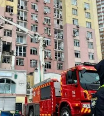 Нічний обстріл залишив без світла понад 600 тисяч людей у Києві та області