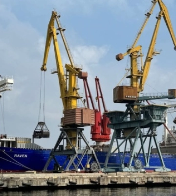 За 11 місяців морські порти України обробили майже 68 міолн т вантажів