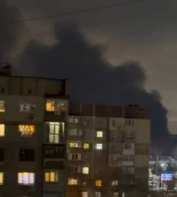 В окупованому Донецьку після удару БПЛА спалахнула пожежа