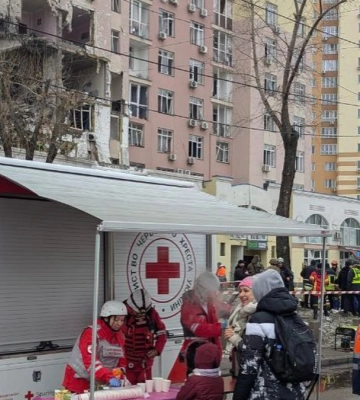 Волонтери УЧХ працювали на п’яти локаціях у Києві після ракетно-дронової атаки РФ