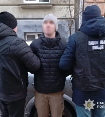 Правоохоронці підозрюваного в пошкодженні менори у Чернігові