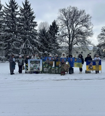 Акцію на підтримку зниклих безвісти та полонених воїнів влаштували у Помічній 